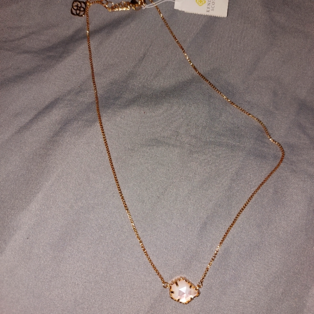 Kendra Scott Elisa Necklace